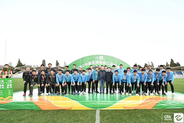 詹姆斯29+8+9浓眉27+25+5+7 湖人力克森林狼